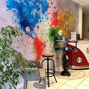 https://hotel-de-lavenue-tarbes.midi-pyreneeshotels.com